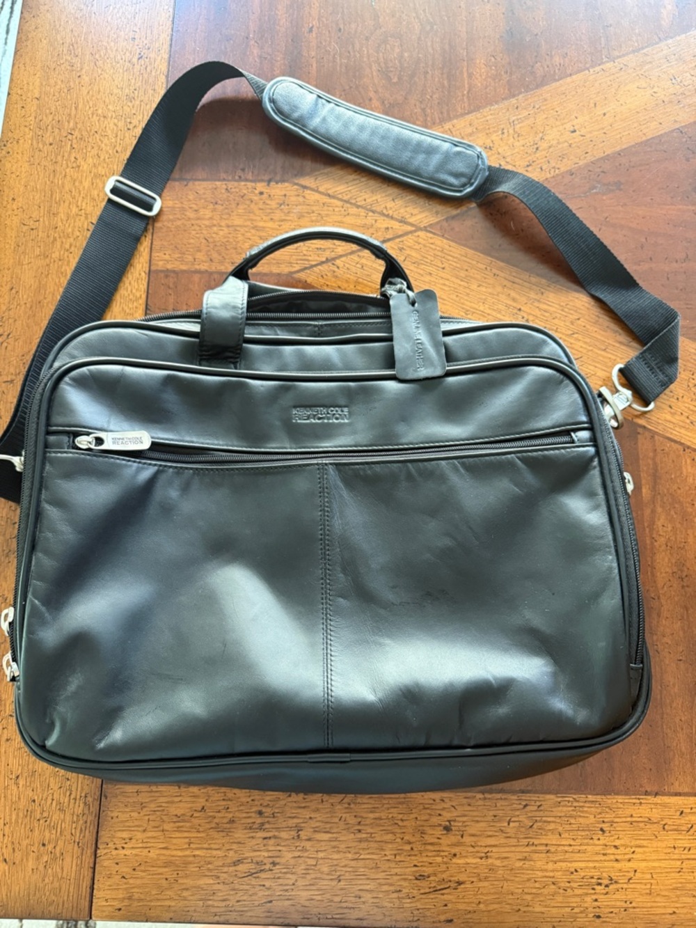 Kenneth Cole Black Leather Laptop Briefcase with Shoulder Strap